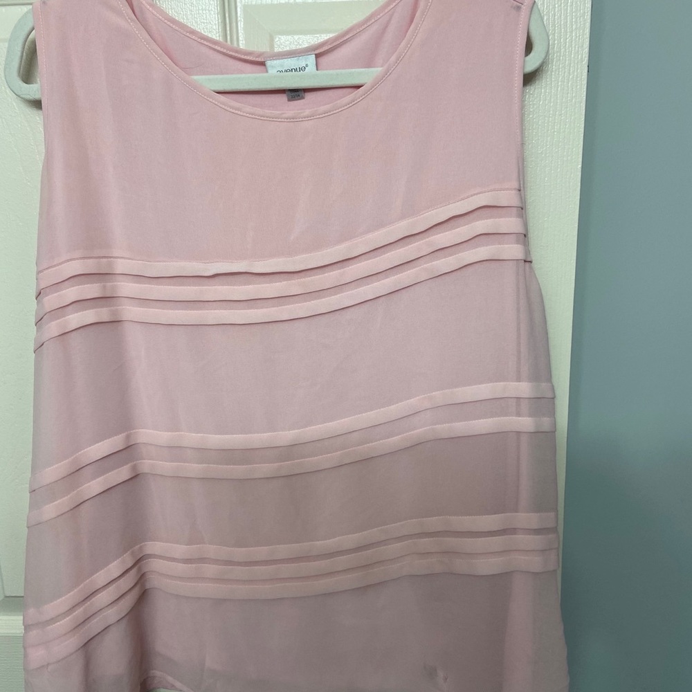 Pink Tank - Picture 2 of 3